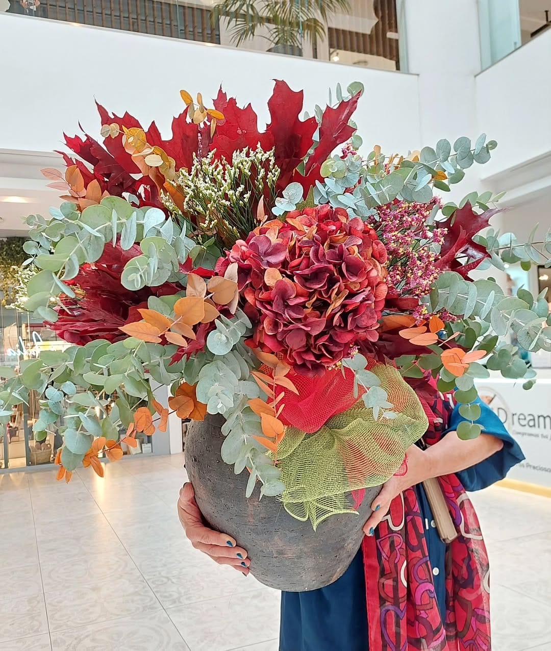 Post 5 by FLORISTERÍA AMARYLIS on Instagram (carousel)