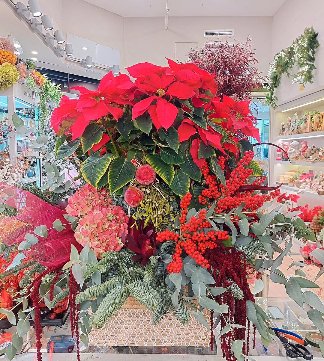 Post 3 by FLORISTERÍA AMARYLIS on Instagram (carousel)