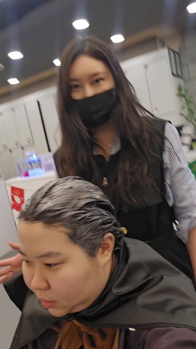 Post 1 by yooun seul on Instagram (video)