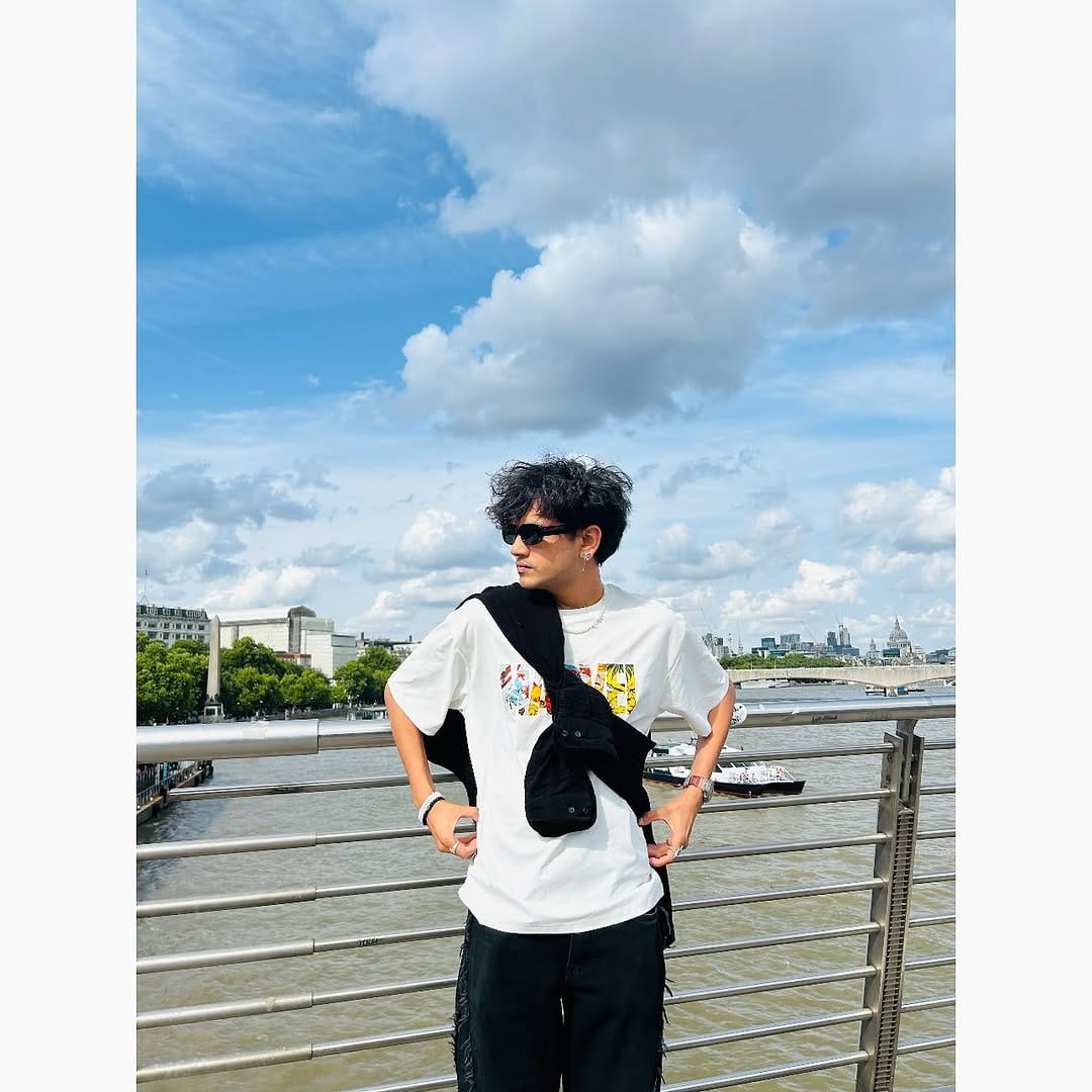 Post 4 by Jayvir Makwana on Instagram (carousel)