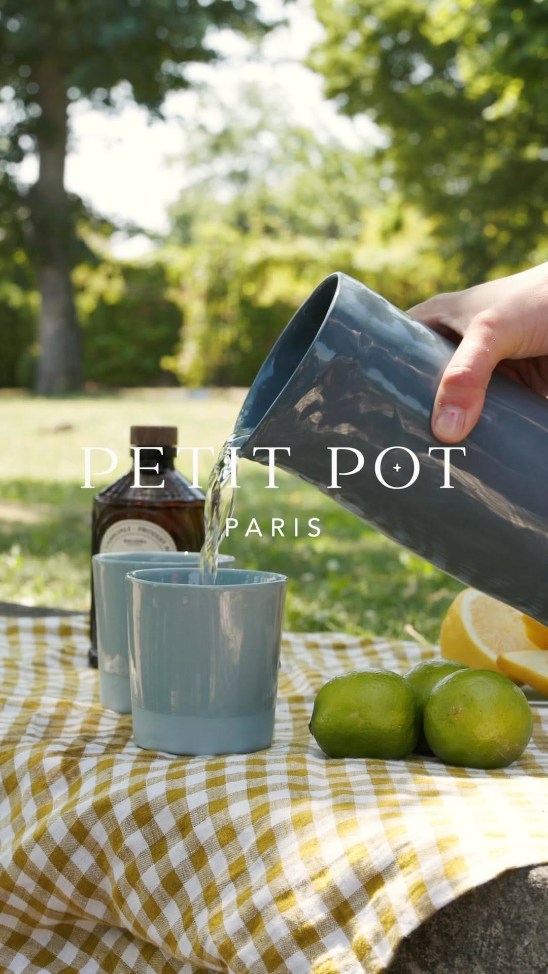 Post 7 by Petit Pot Paris on Instagram (video)