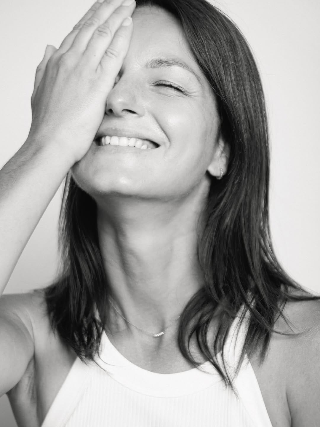 Post 3 by Chloé Morgane | Mannequin professionnelle on Instagram (carousel)