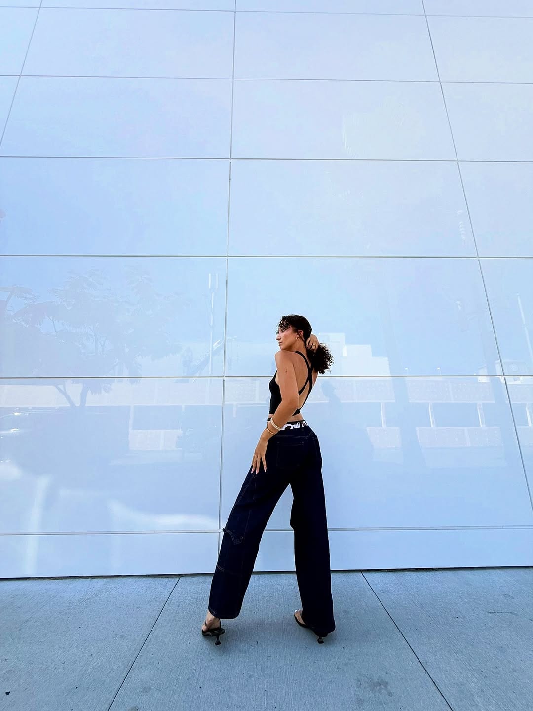 Post 6 by Raouya Ray on Instagram (image)