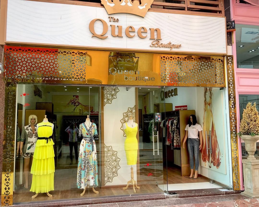 Post 3 by 👑 The Queen Boutique® 👑 on Instagram (image)
