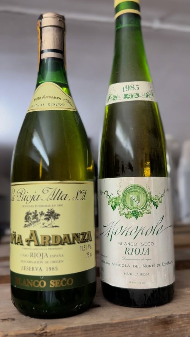 Post 7 by VinoVintageSantander on Instagram (video)