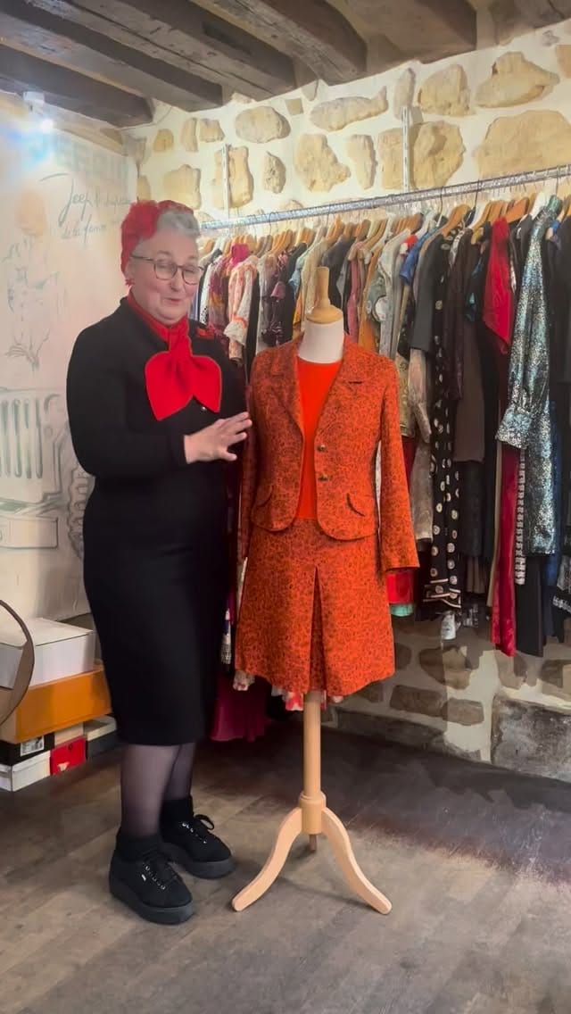 Post 9 by Mamz'elle swing on Instagram (video)