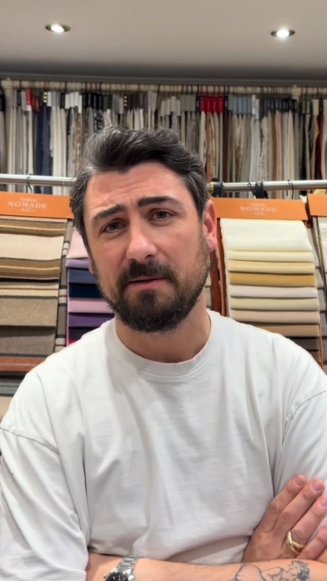 Post 4 by Verdeolivia Paint & Paper on Instagram (video)