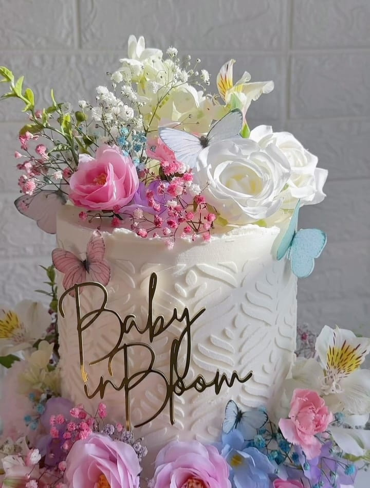 Post 5 by COOKIES & MORE on Instagram (carousel)