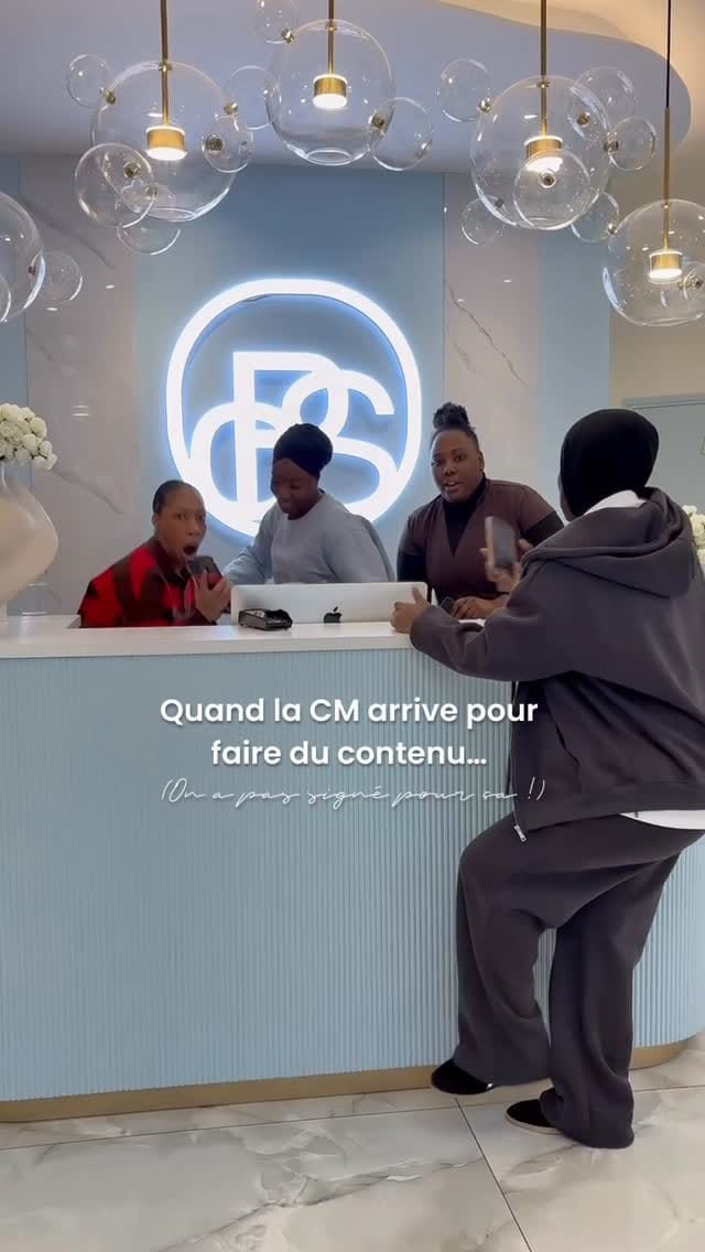 Post 5 by Institut de Beauté Paris • PEELS OF SKIN ® on Instagram (video)