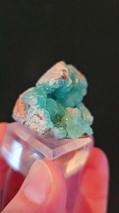 Post 5 by Over the Moon Minerals on Instagram (video)