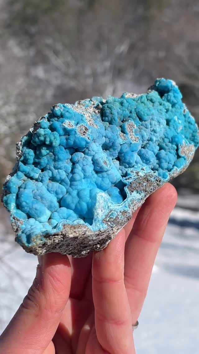 Post 9 by Over the Moon Minerals on Instagram (video)