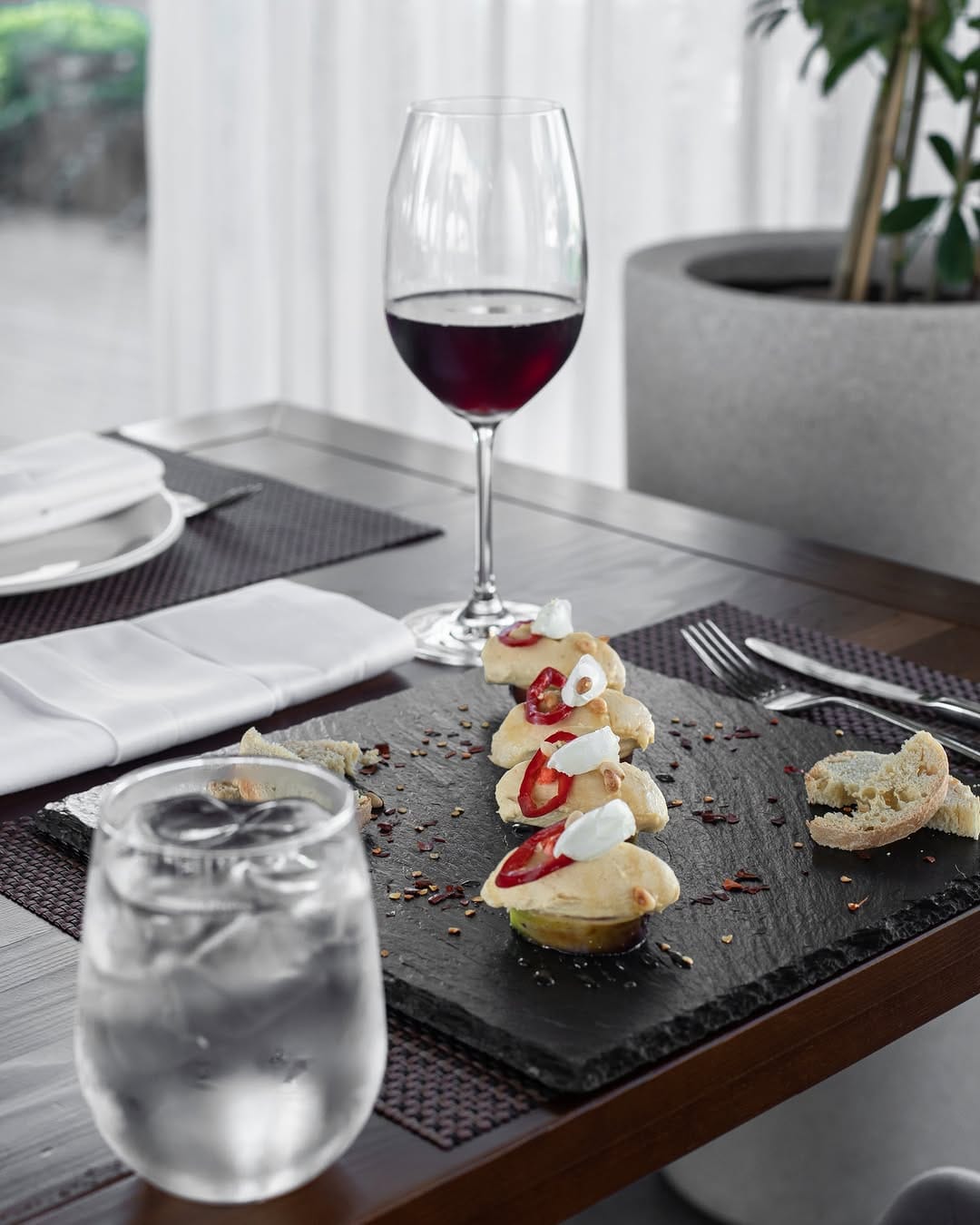 Post 10 by Shelved Wine on Instagram (image)