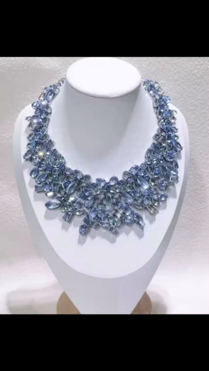 Post 1 by Marie Louise Nsongo on Instagram (video)
