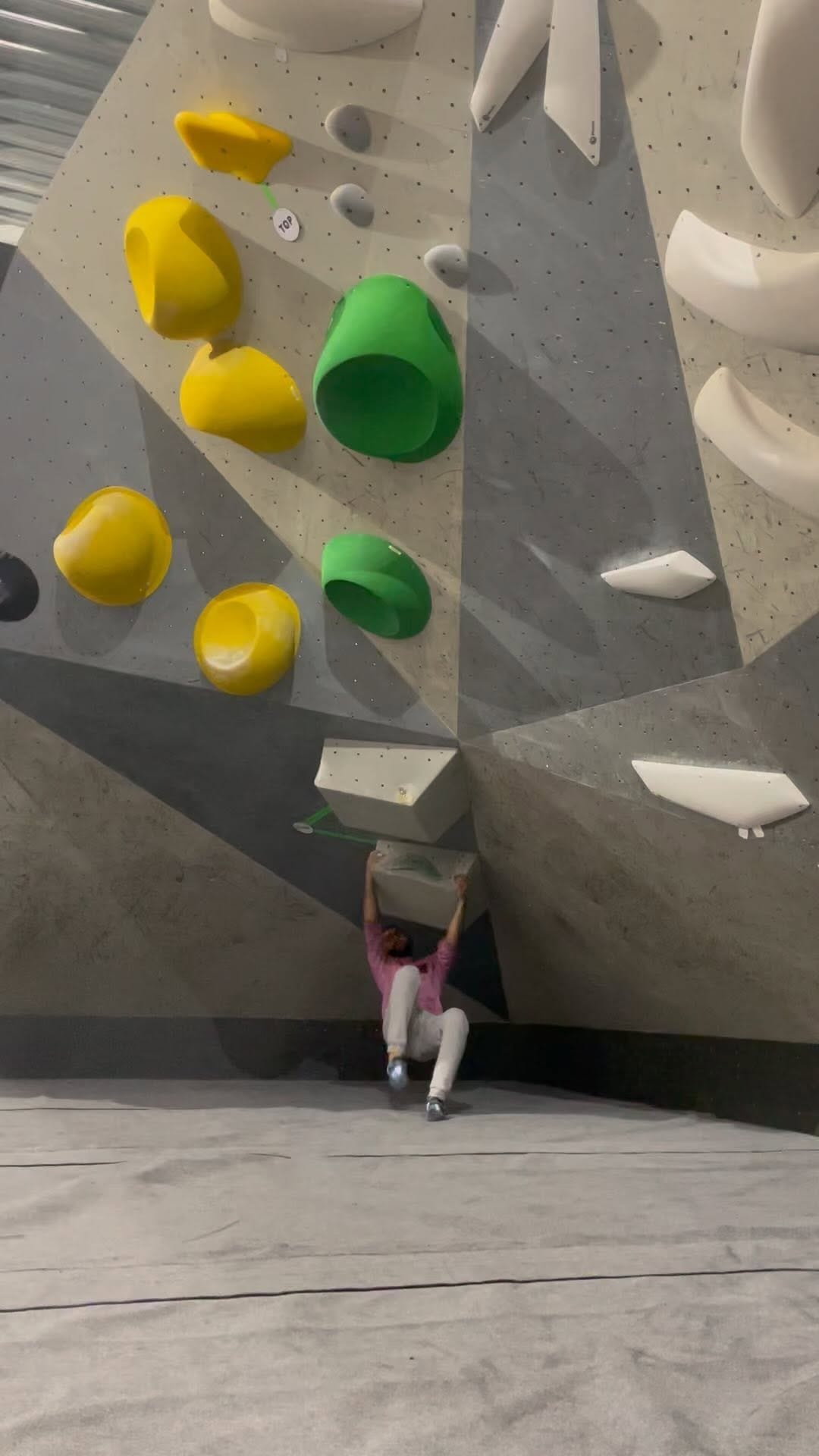 Post 8 by Daniel Diaz on Instagram (video)