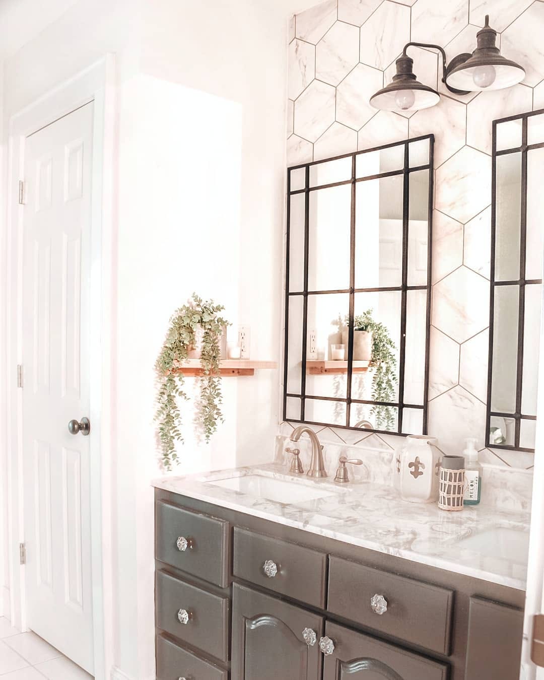 Post 9 by Bailey 🌿 Farmhouse Decor on Instagram (image)