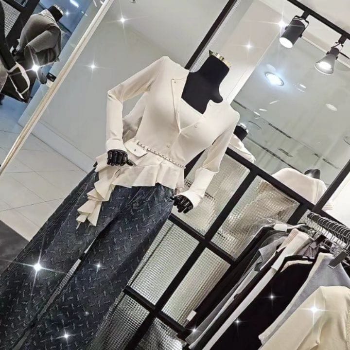 Post 6 by 𝑼𝒑𝒃𝒆𝒂𝒕 on Instagram (carousel)