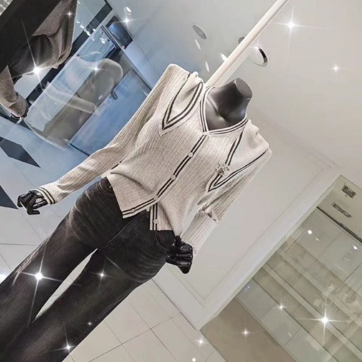Post 8 by 𝑼𝒑𝒃𝒆𝒂𝒕 on Instagram (carousel)