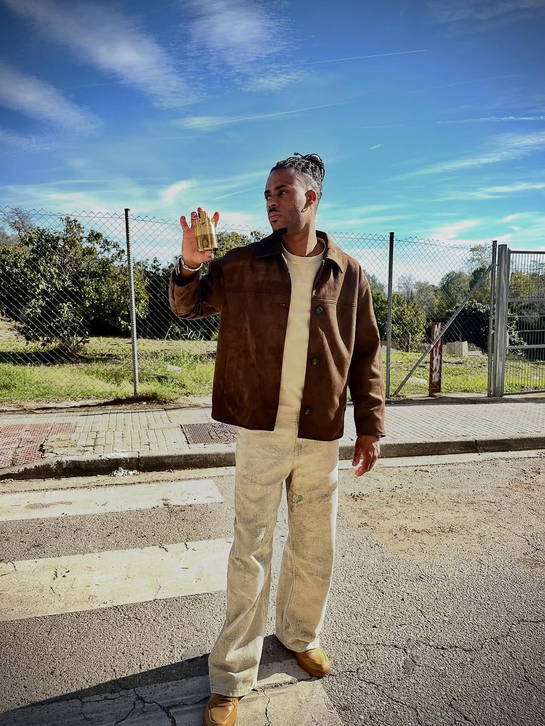 Post 4 by Carlos Omabegho Salinas on Instagram (carousel)