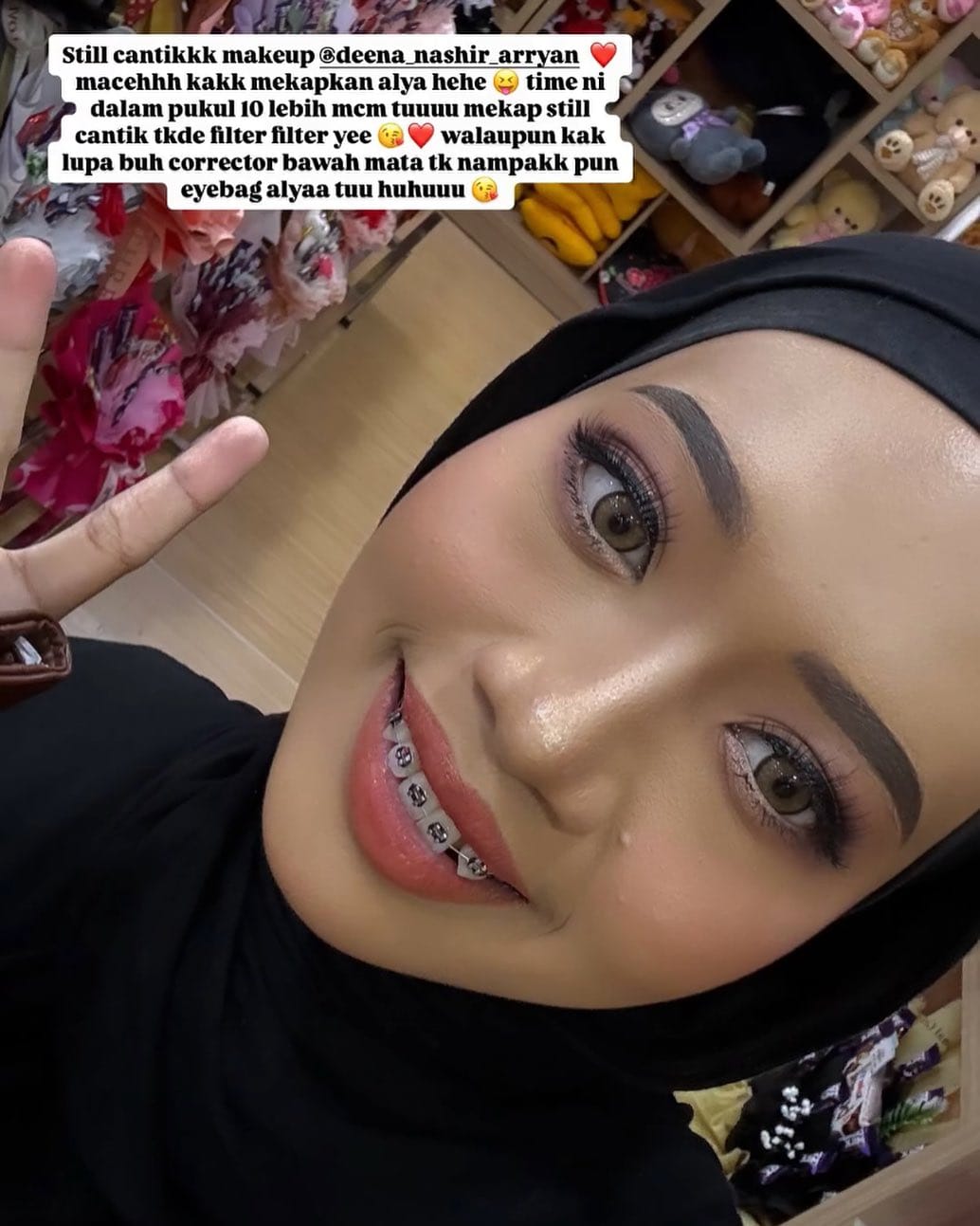 Post 5 by Deena Nashir on Instagram (image)