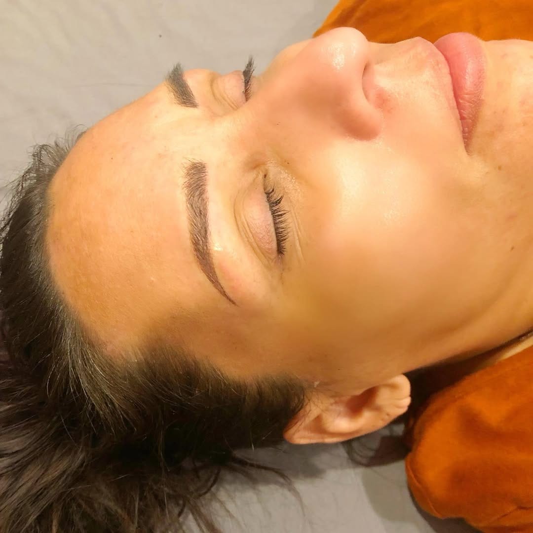 Post 10 by @browboss_microblading on Instagram (carousel)