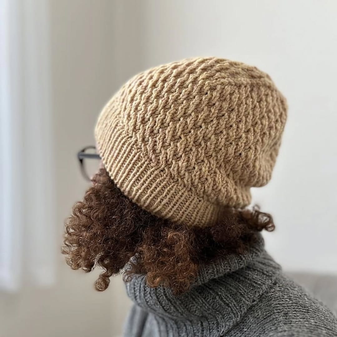 Post 1 by Orlane _Tête Bêche Knitwear on Instagram (carousel)