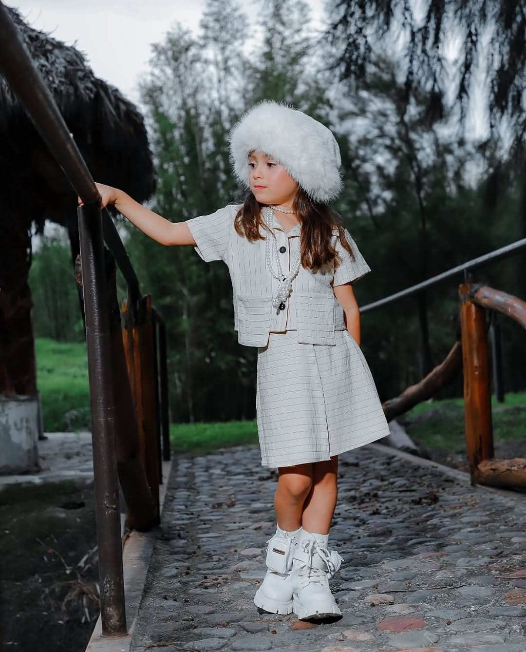 Post 1 by Divas Boutique on Instagram (carousel)