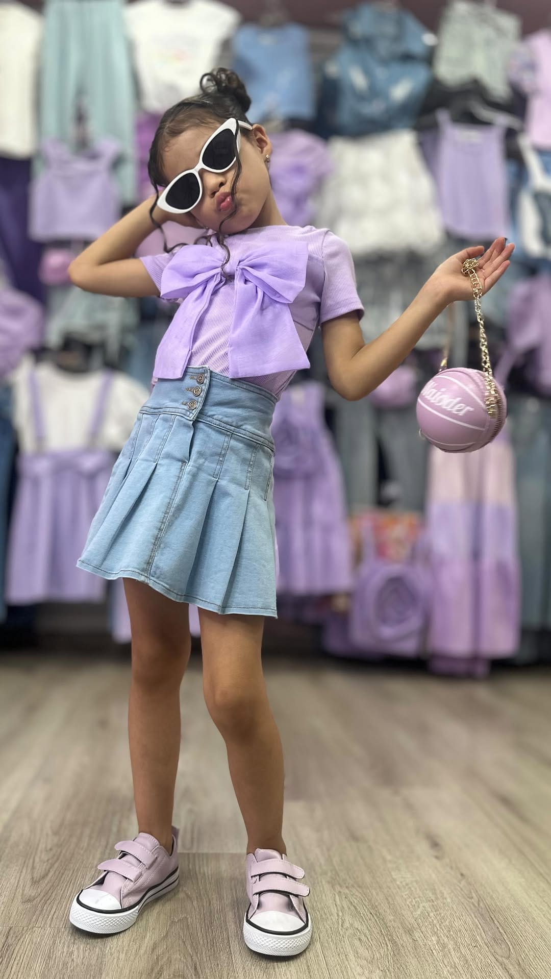 Post 4 by Divas Boutique on Instagram (video)