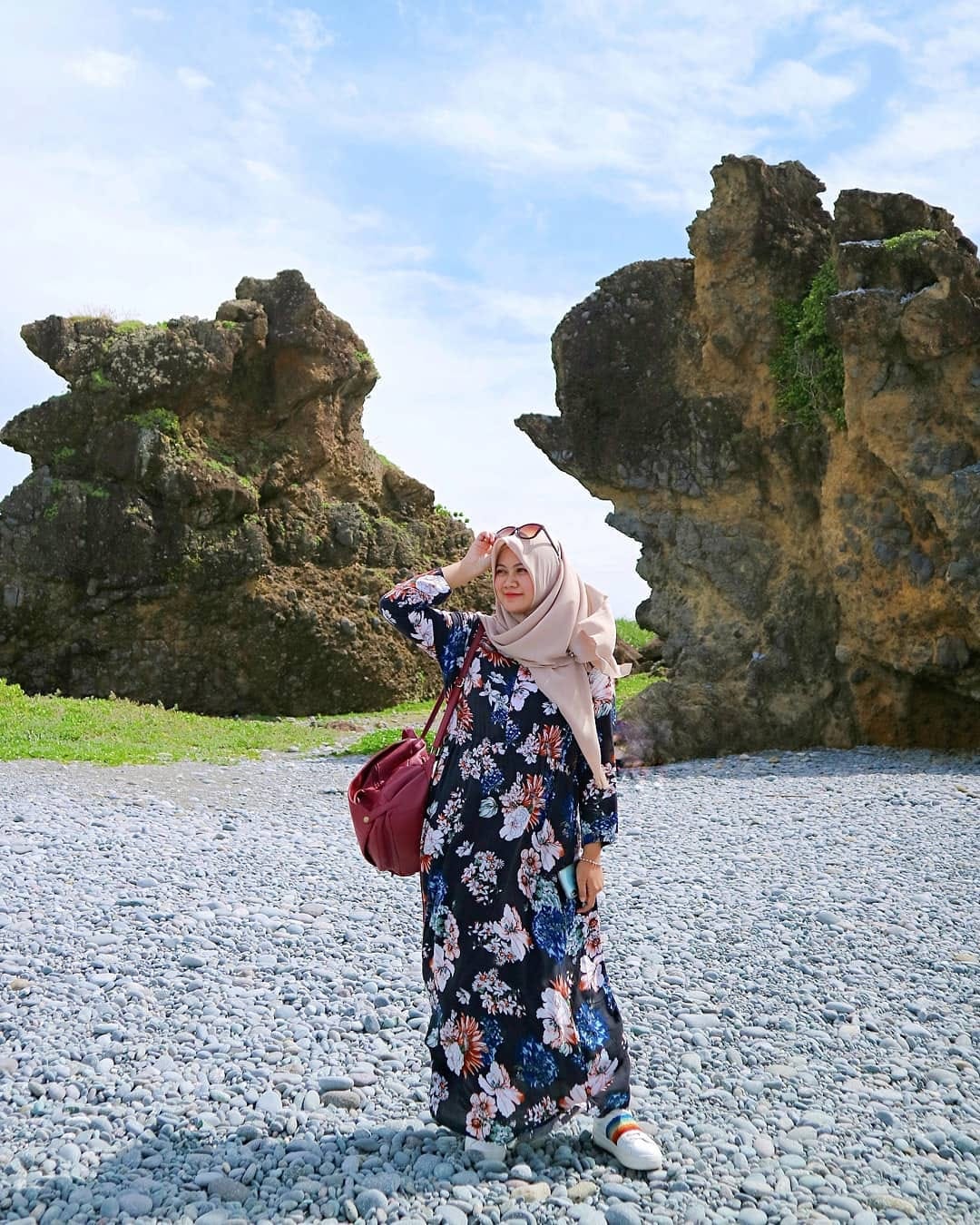 Post 10 by Yesi Intasari on Instagram (carousel)