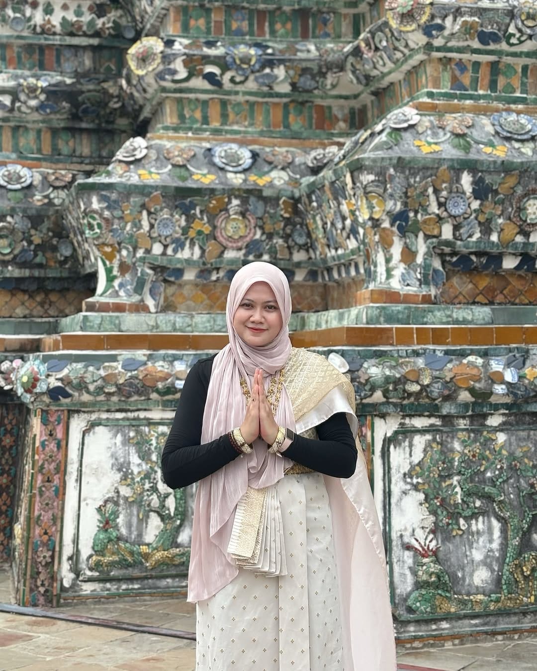Post 9 by Yesi Intasari on Instagram (carousel)