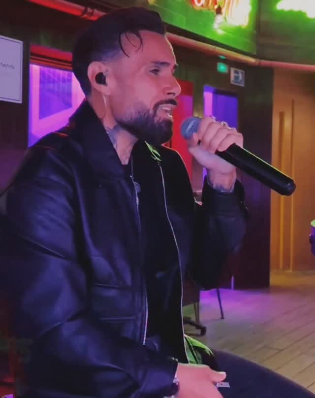 Post 8 by Miguel Zayas on Instagram (video)