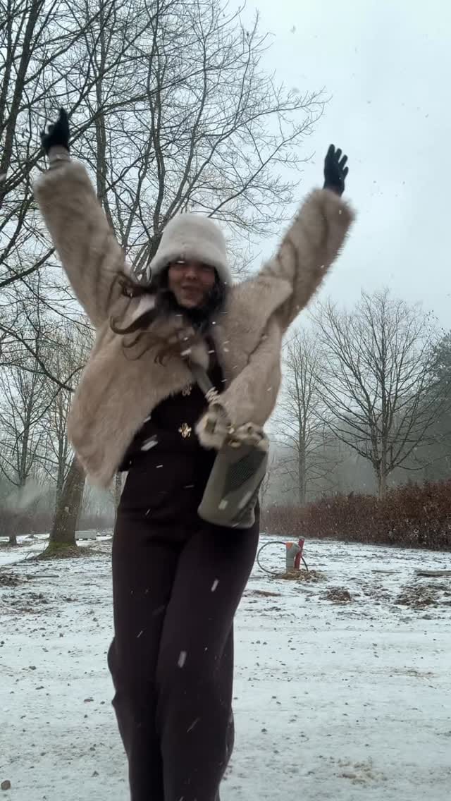 Post 7 by Aziz Ghali on Instagram (video)