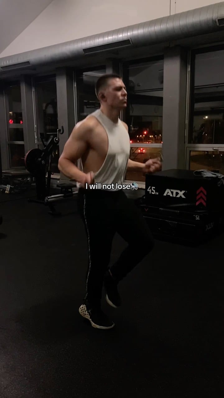 Post 4 by Rudi♉ on Instagram (video)