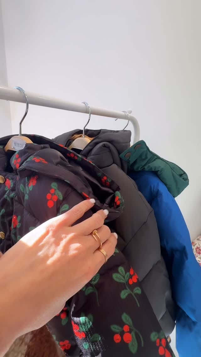 Post 3 by 베베드샵(bebedeshop) on Instagram (video)