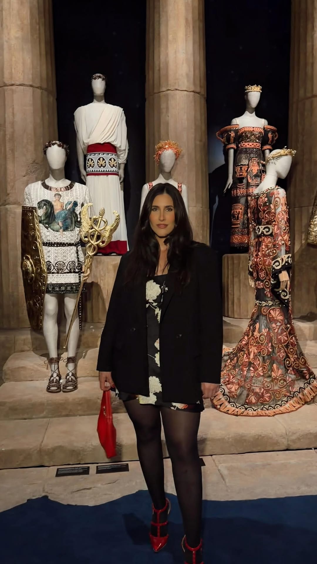 Post 3 by Emilie Sobel on Instagram (video)