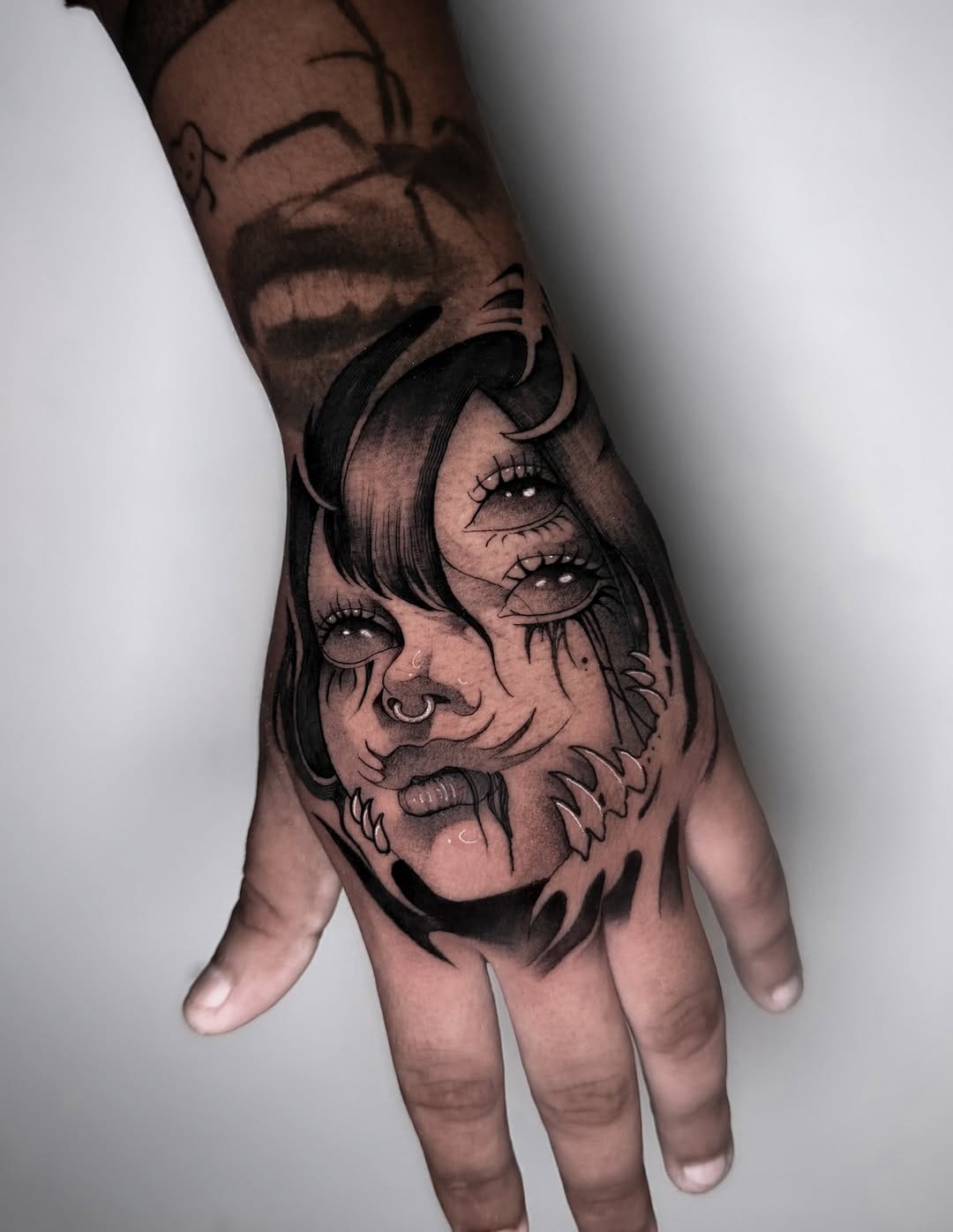 Post 3 by Styilo Navarro on Instagram (image)