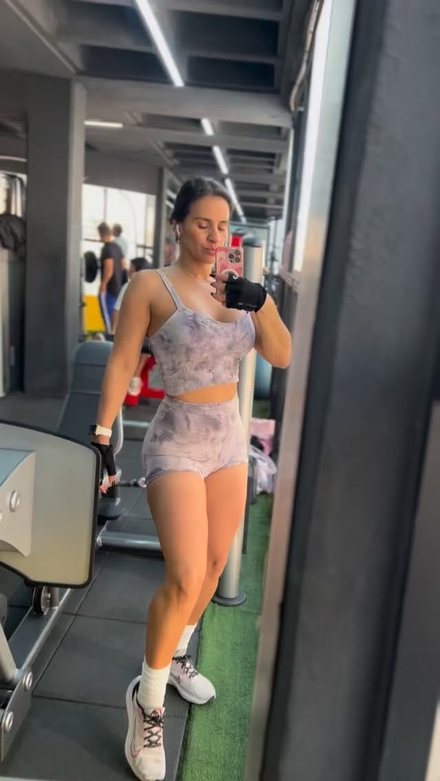 Post 4 by Sol Ezzi on Instagram (video)