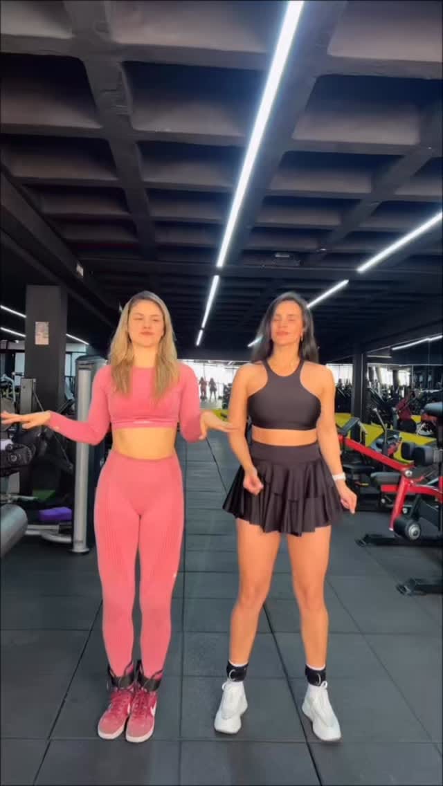 Post 7 by Sol Ezzi on Instagram (video)
