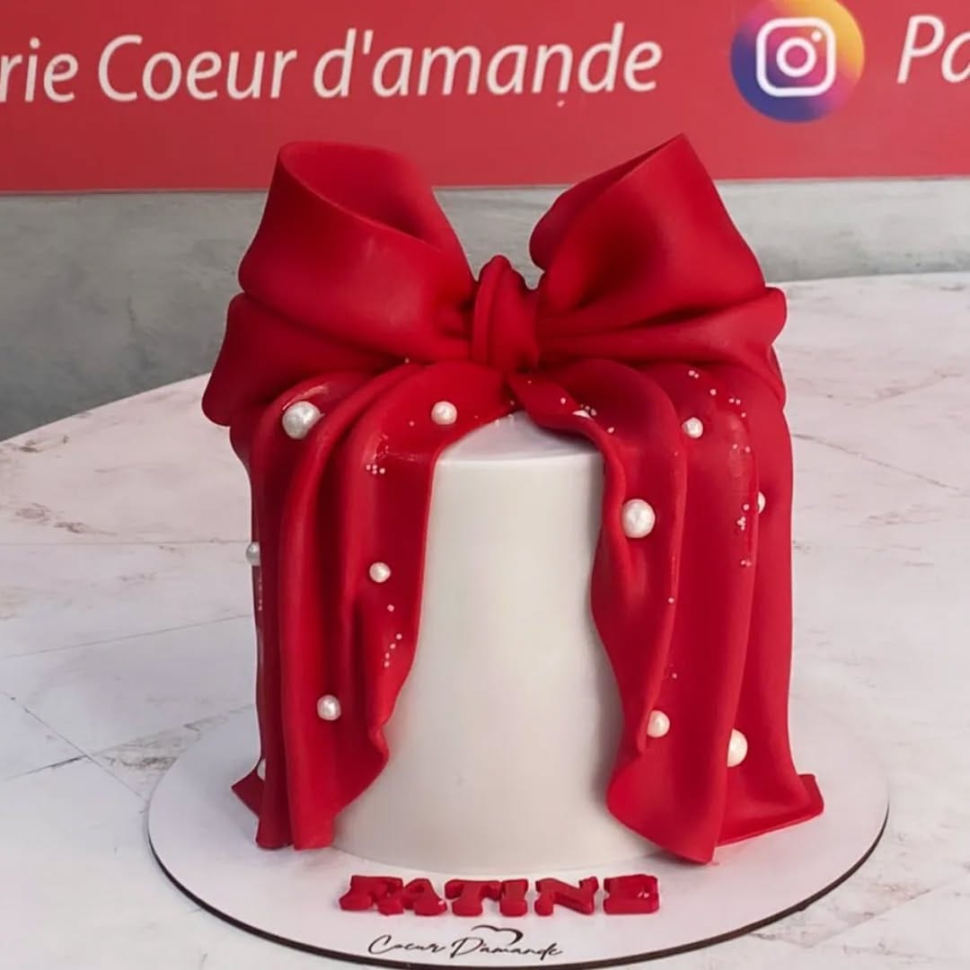 Post 7 by Patisserie Coeur D’amande on Instagram (image)