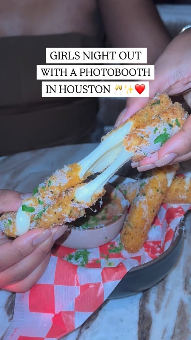 Post 5 by Lauren Washington on Instagram (video)