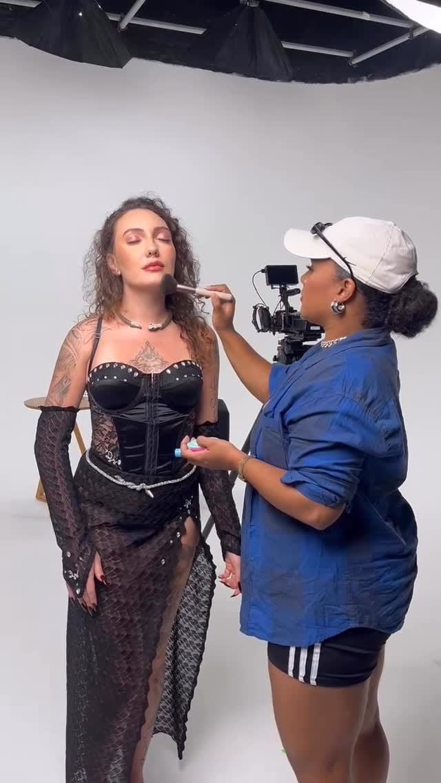 Post 10 by Manoella Mello on Instagram (video)