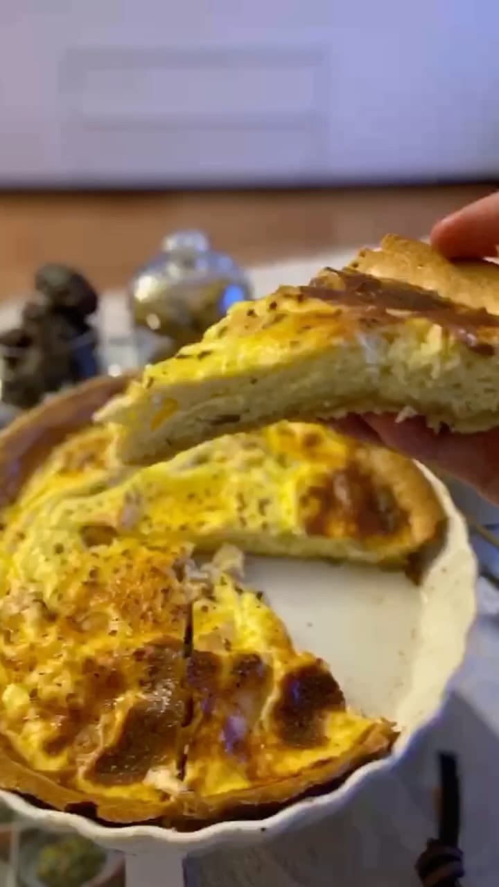 Post 9 by Leila Zg on Instagram (video)