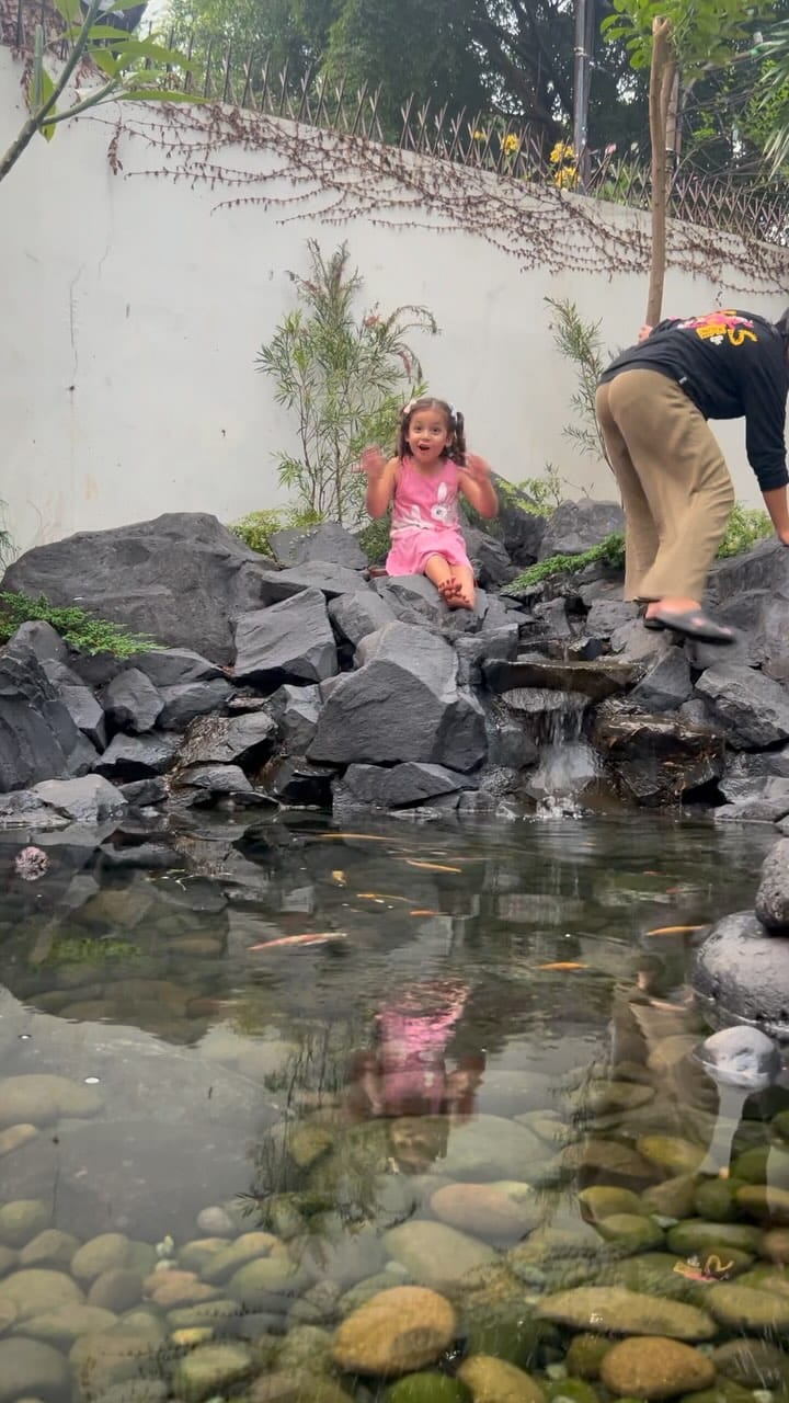 Post 7 by _GreenHills_Nursery on Instagram (video)
