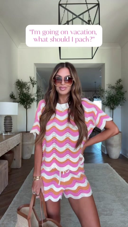 Post 1 by Hollie Woodward on TikTok (video)