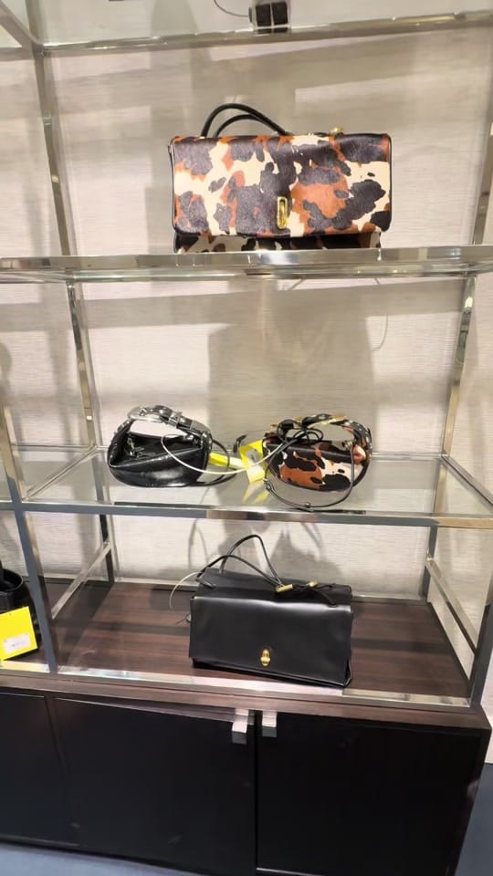 Post 3 by Ray | FASHION FINDS on TikTok (video)
