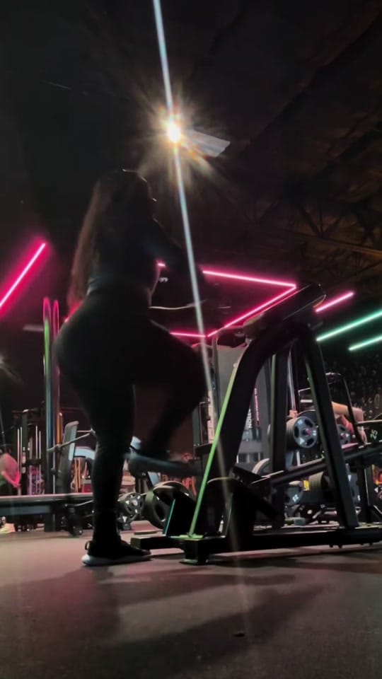Post 4 by Bag Lady_Aari on TikTok (video)