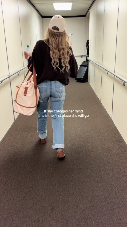 Post 9 by LYDIA HUNTINGTON on TikTok (video)