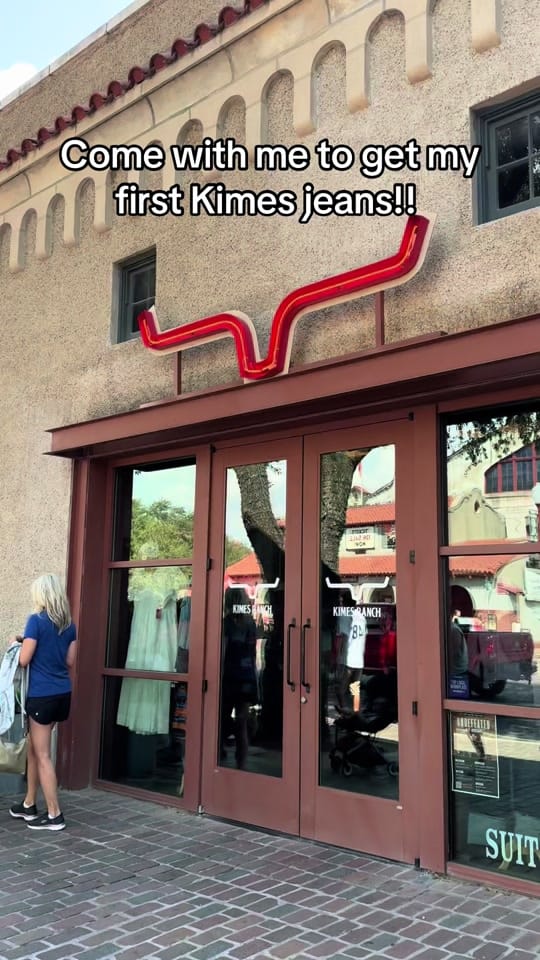 Post 10 by LYDIA HUNTINGTON on TikTok (video)