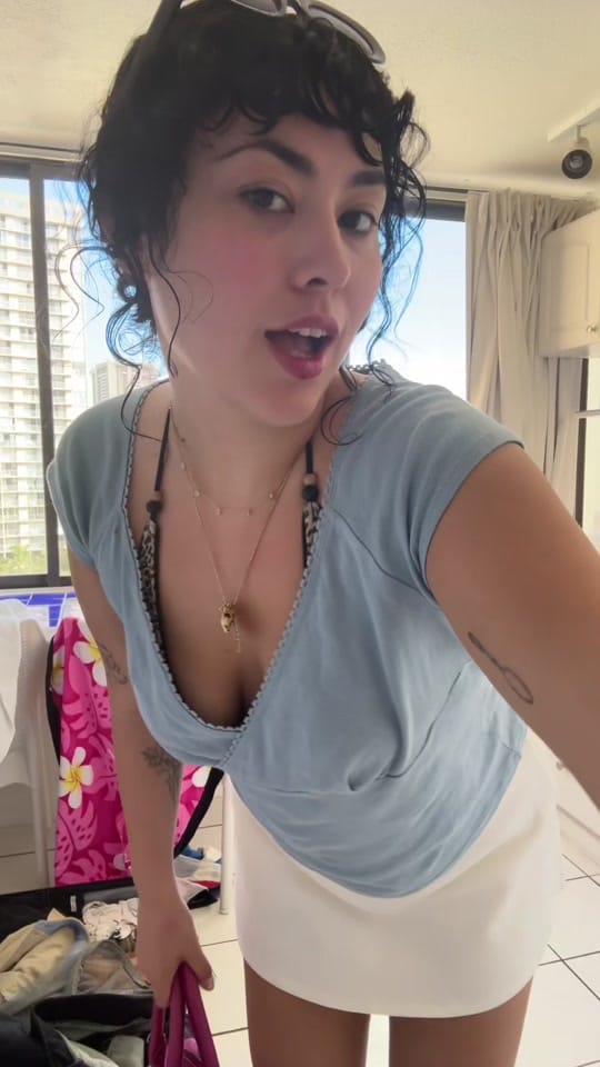Post 7 by isaandra on TikTok (video)