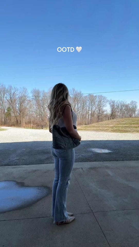 Post 2 by RAE FARLEY🧸ྀིྀིྀིྀིྀི 🪽 on TikTok (video)