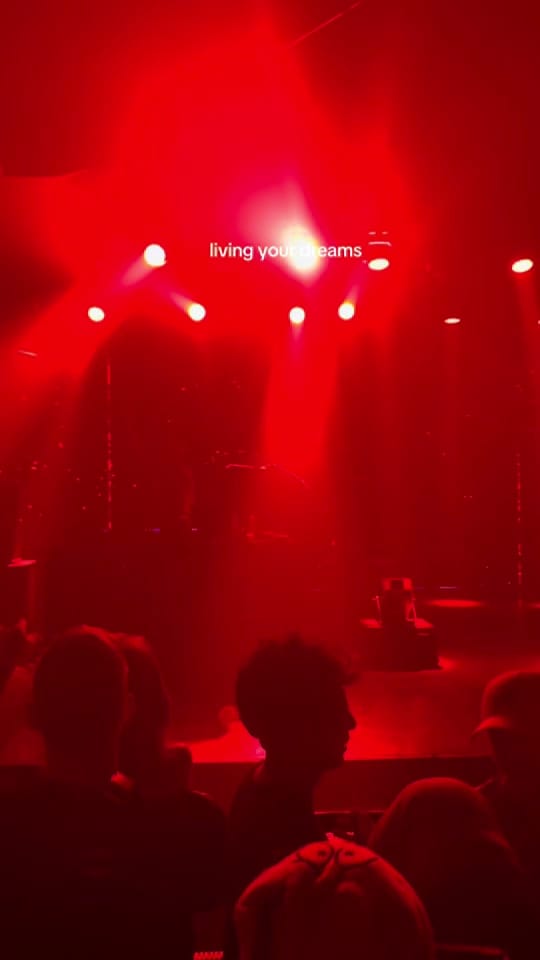 Post 8 by ren reign on TikTok (video)